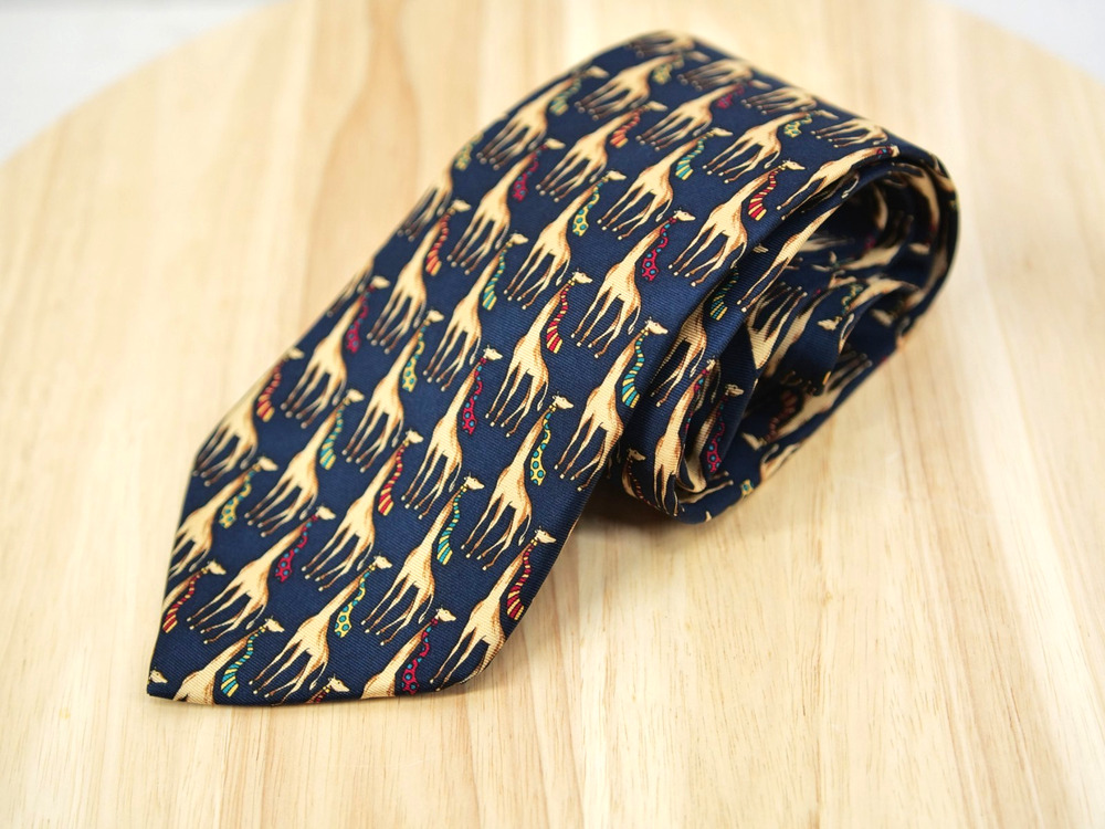 Brooks Brothes Makers Tie 58 in Silk Multicolor Giraffes in Polka Dot Neckties